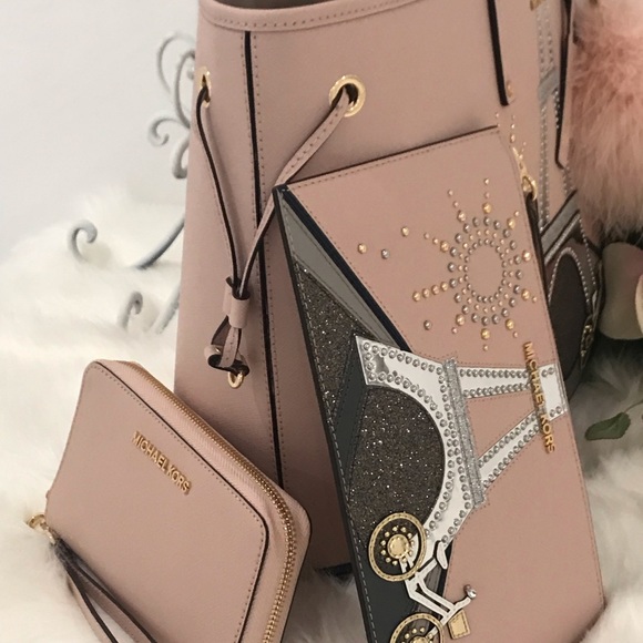 🌷Authentic MICHAEL KORS Drawstring 3 PC Tote Set - Picture 3 of 8